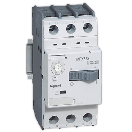 Автоматический выключатель для защиты электродвигателя - 3P, 4A