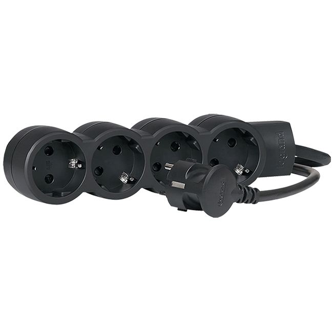 Многорозеточный блок ''Стандарт'' 4 x 2К+З - с кабелем длиной 1,5 м - черный