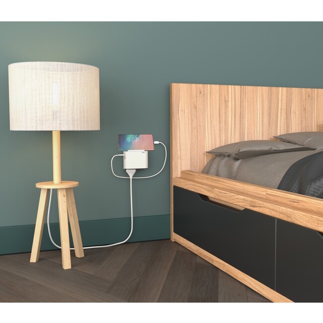 Многорозеточный блок 2 х 2К - боковые розетки 6A с USB A+C - Legrand