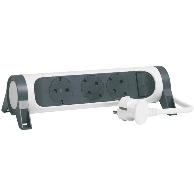 Многорозеточный блок ''Комфорт'' 3 x 2К+З - с кабелем длиной 5 м