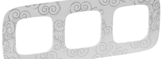 Рамка 3 поста - Valena Allure - нарцисс хром