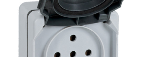 Розетка 3К+Н+З с винтовыми зажимами 20A - Plexo IP55 - серый