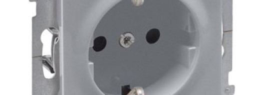 Розетка 2К+З со шторками - Suno - алюминий