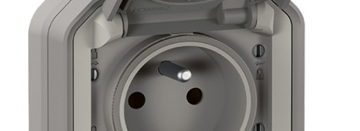 Розетка 2К+З фр. стандарт с безвинтовыми зажимами - Plexo IP55 - серый